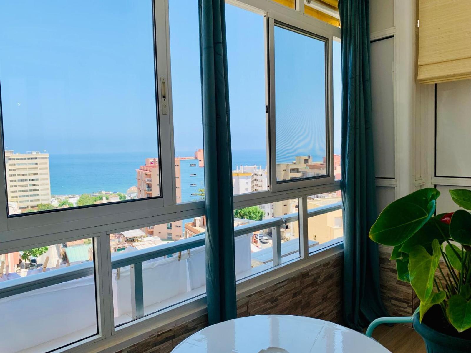 Vista Mar Apartment Torremolinos Bagian luar foto